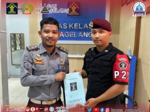 SERAH TERIMA BUKU PENGAMANAN DAN BUKU RUPAM DENGAN FORMAT TERBARU